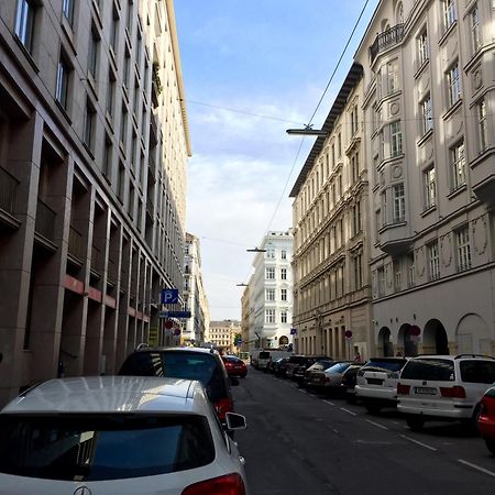 Heart Of Vienna "Opera House" Studio 外观 照片